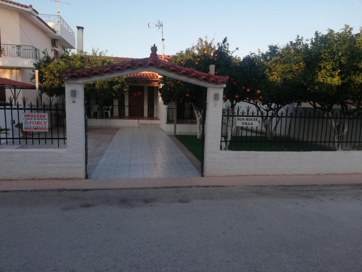 Sunhouse Vrahati Buitenkant foto