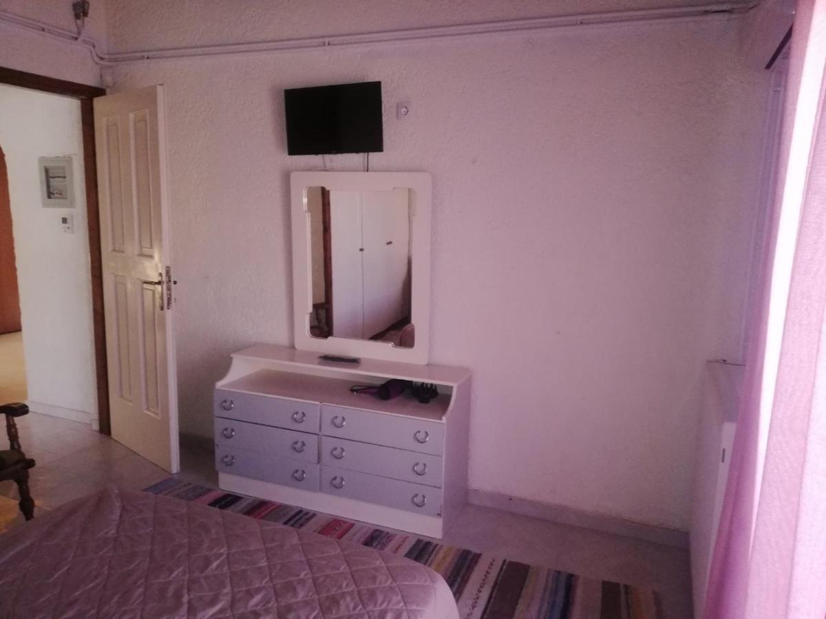 Sunhouse Vrahati Buitenkant foto