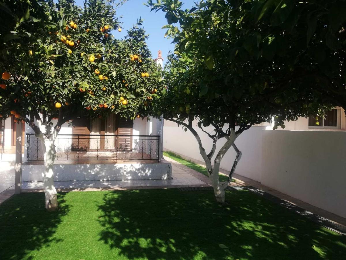 Sunhouse Vrahati Buitenkant foto