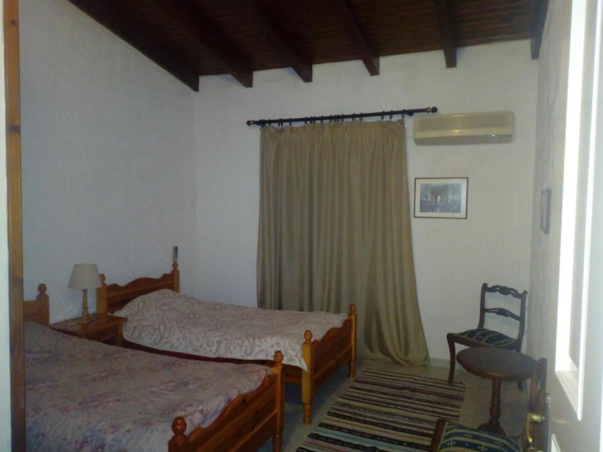 Sunhouse Vrahati Buitenkant foto